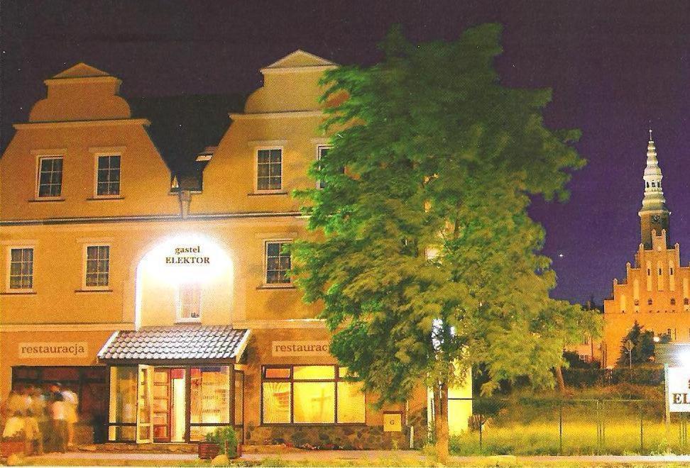 Hotel E-lektor Morąg Eksteriør bilde