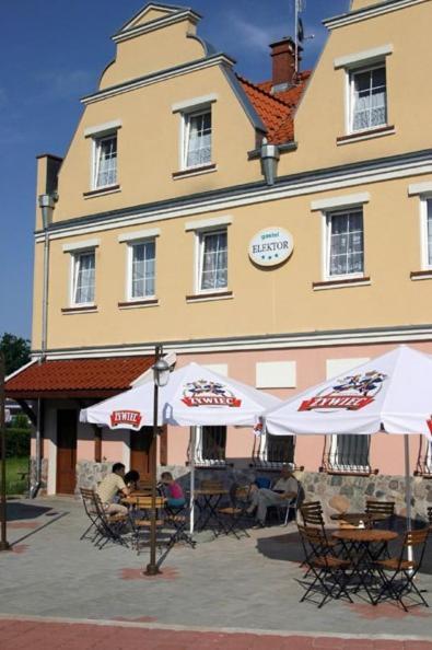 Hotel E-lektor Morąg Eksteriør bilde