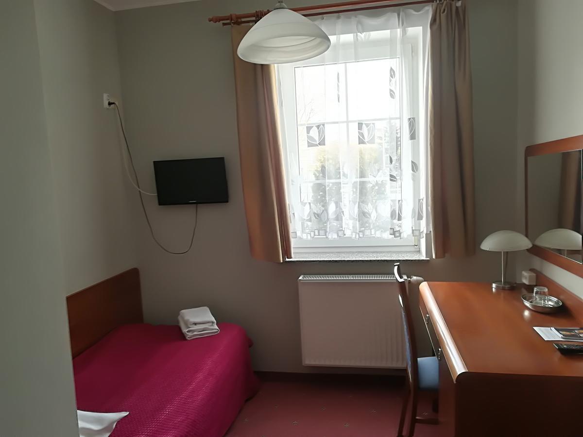 Hotel E-lektor Morąg Eksteriør bilde
